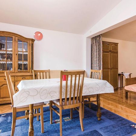 4 Bedroom Awesome Apartment In Starigrad Eksteriør bilde